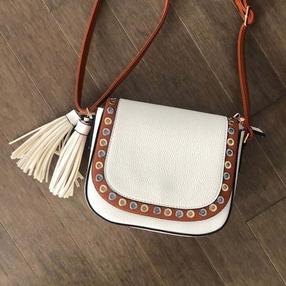 NWOT Beautiful White and Tan Bag - Picture 2 of 3